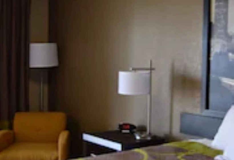 فندق على الطريق Super 8 By Wyndham Stockbridge