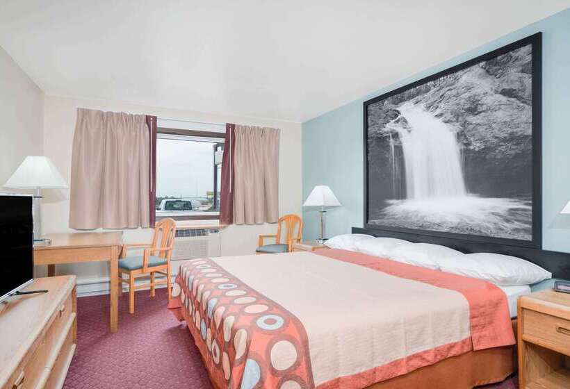 فندق على الطريق Super 8 By Wyndham Tomah Wisconsin