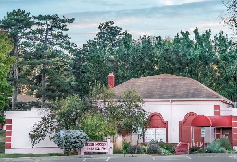 Мотель Super 8 By Wyndham Topeka/wanamaker Rd/i70