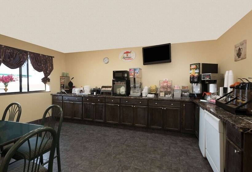 Мотель Super 8 By Wyndham Topeka/wanamaker Rd/i70