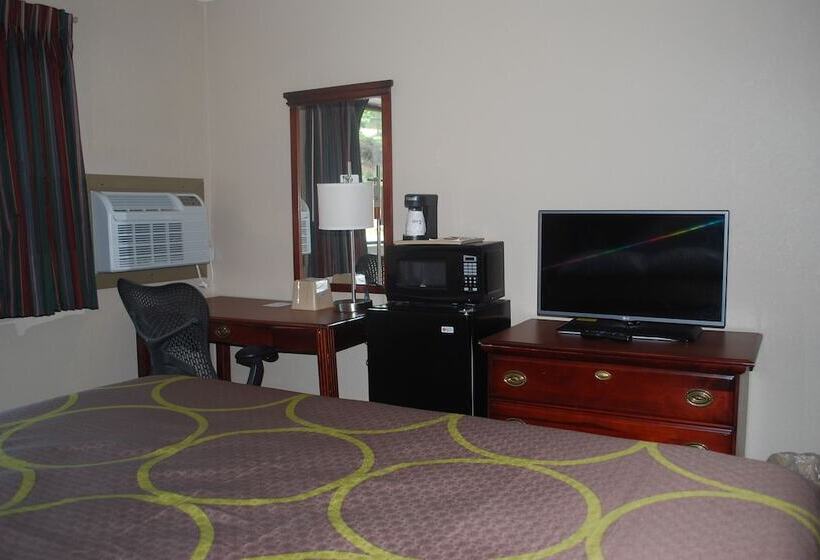 فندق على الطريق Super 8 By Wyndham Warner Robins