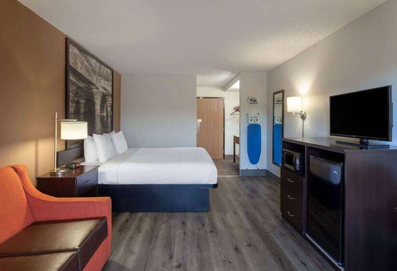 فندق على الطريق Super 8 By Wyndham Wausau