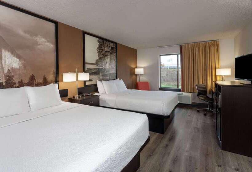 فندق على الطريق Super 8 By Wyndham Wausau