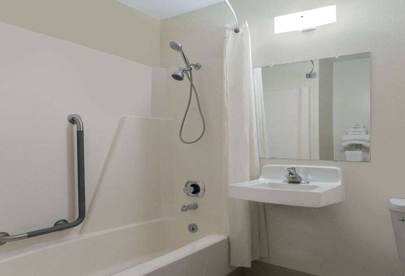 Мотель Super 8 By Wyndham Wisconsin Dells