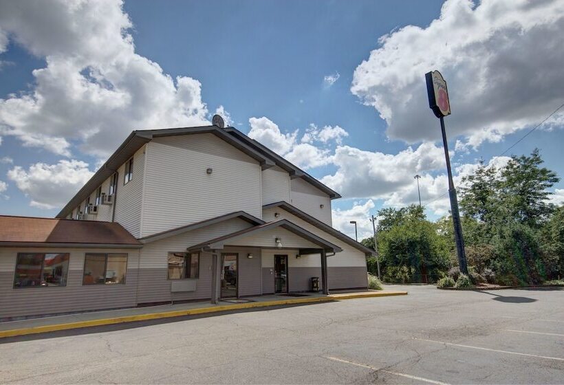 汽车旅馆 Super 8 By Wyndham Zanesville