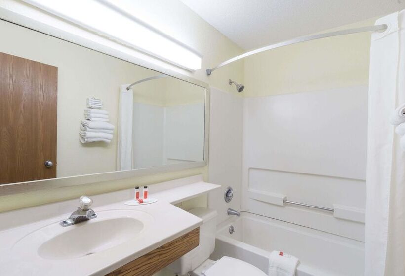 汽车旅馆 Super 8 By Wyndham Zanesville