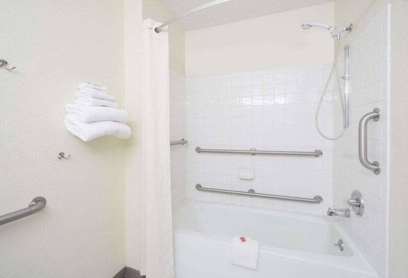 汽车旅馆 Super 8 By Wyndham Zanesville