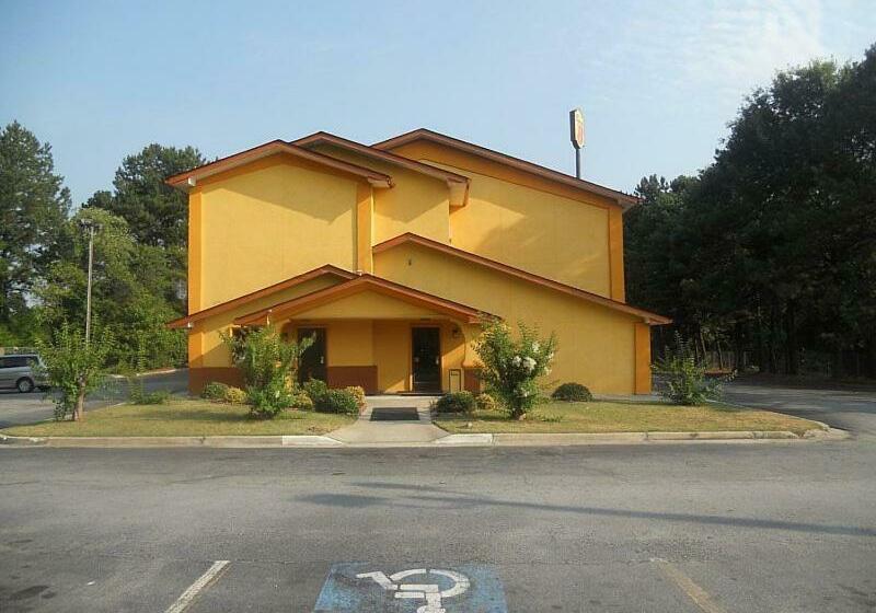 فندق على الطريق Super Inn