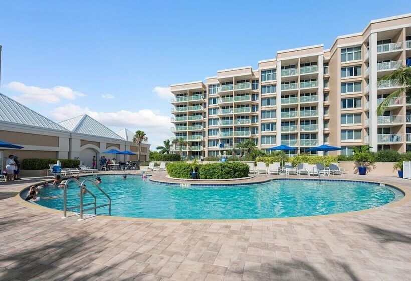 منتجع Marco Beach Ocean Suites