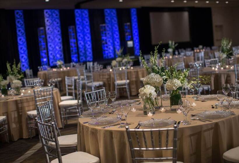 Курорт Renaissance Orlando At Seaworld®