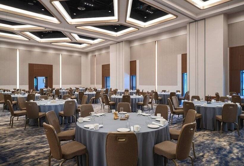 Курорт Renaissance Orlando At Seaworld®