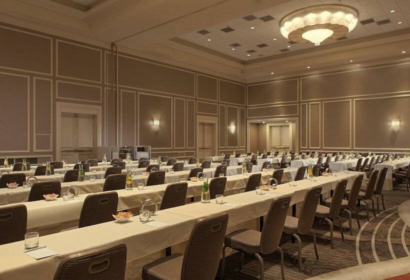 Курорт Renaissance Orlando At Seaworld®