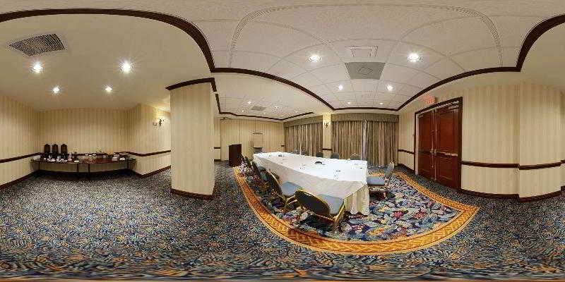 منتجع The Atlantic Suites On The Ave