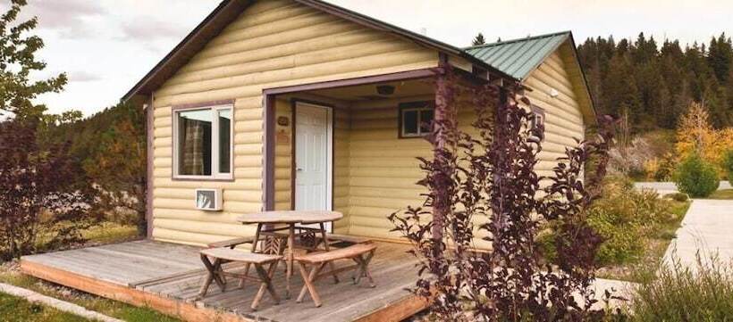 منتجع St. Mary Village