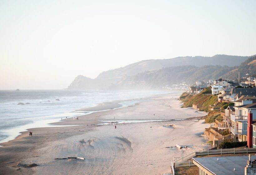 リゾートホテル Surftides