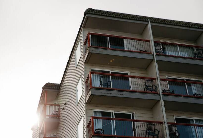 リゾートホテル Surftides