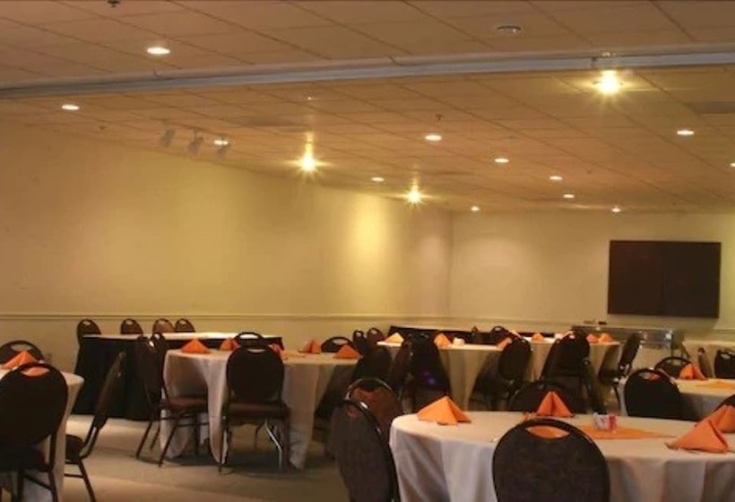 リゾートホテル Surftides