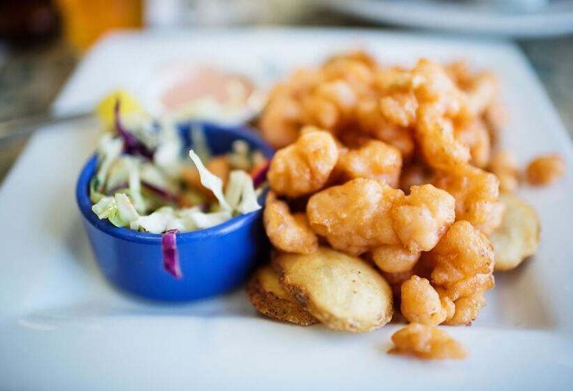 リゾートホテル Surftides