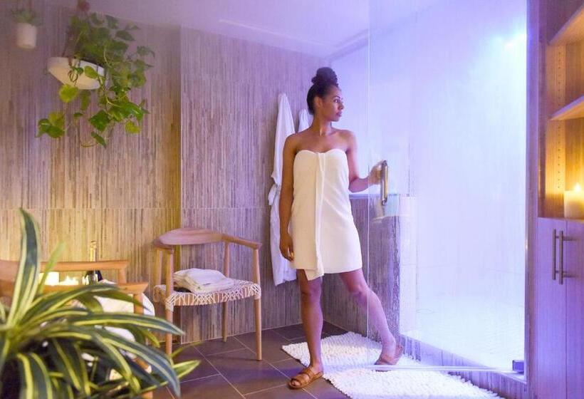 منتجع The Cliffs Hotel And Spa