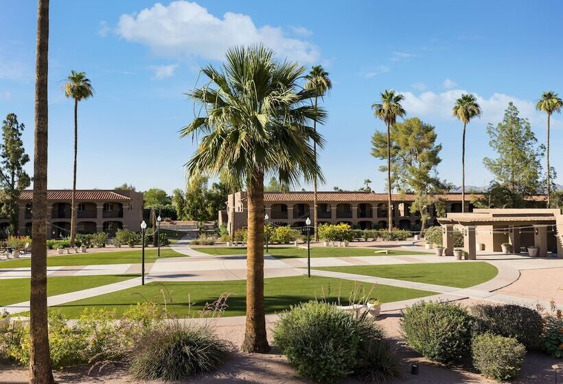 The Scottsdale Plaza Resort & Villas