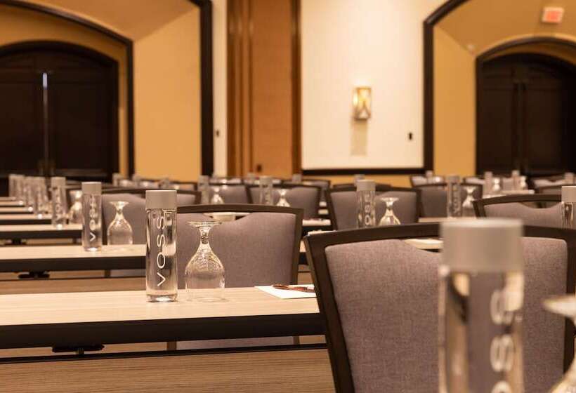 The Scottsdale Plaza Resort & Villas