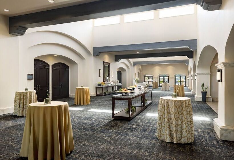 The Scottsdale Plaza Resort & Villas