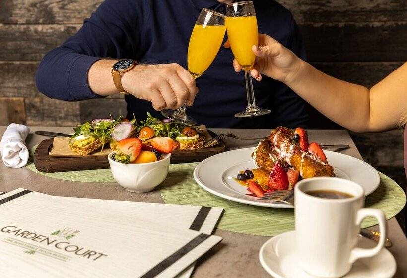 The Scottsdale Plaza Resort & Villas