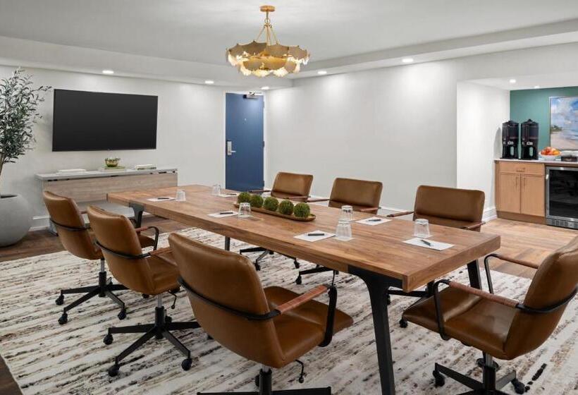 Sheraton Sand Key Resort