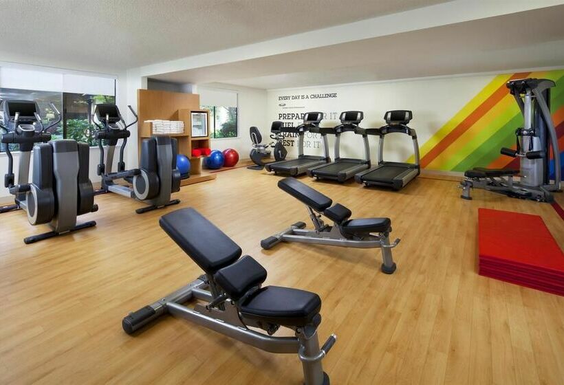 فندق Mathilda At Moffett Park