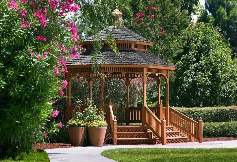 فندق Mathilda At Moffett Park