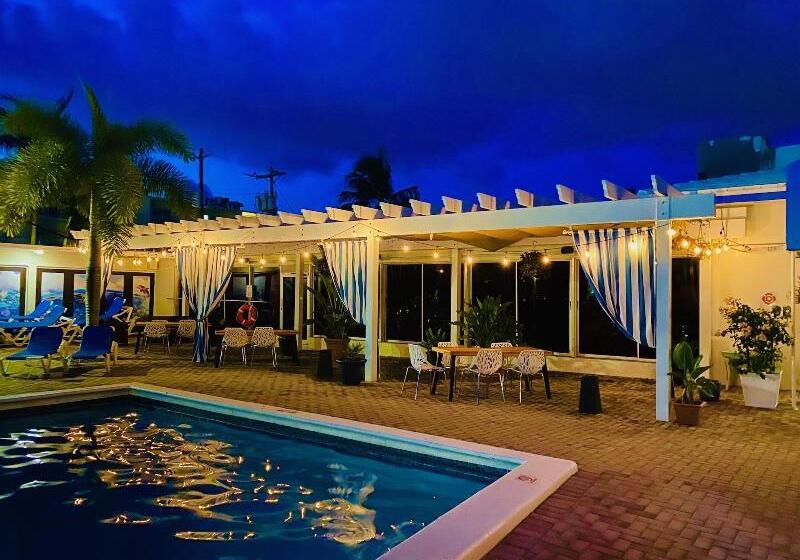 Skipjack Resort & Marina