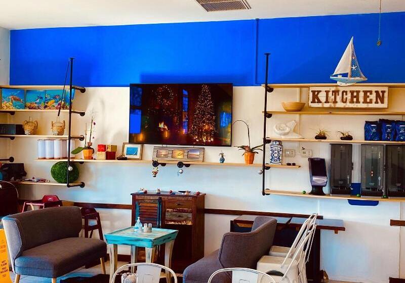 Skipjack Resort & Marina