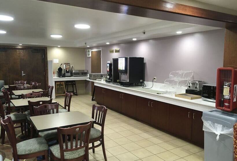 All Seasons Inn & Suites