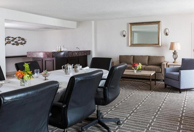 South Shore Harbour Resort And Conference Center