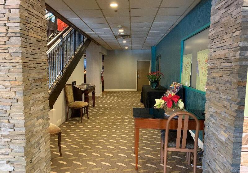 Split Rock Resort