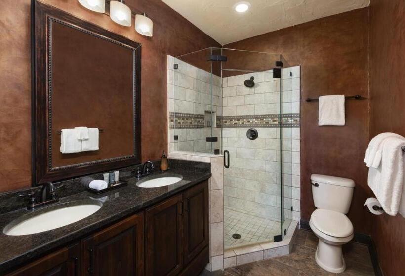 Tapatio Springs Hill Country Resort