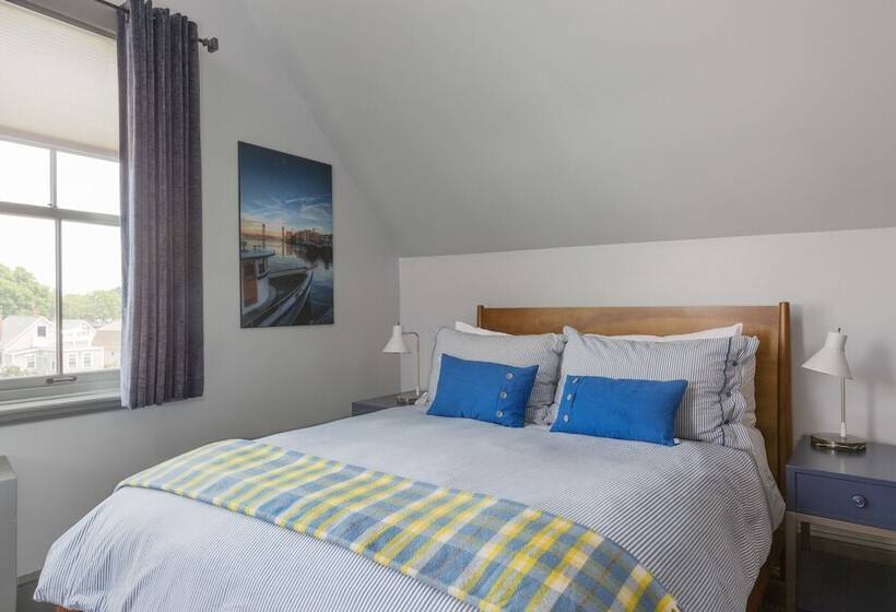 The Hotel Portsmouth   Downtown