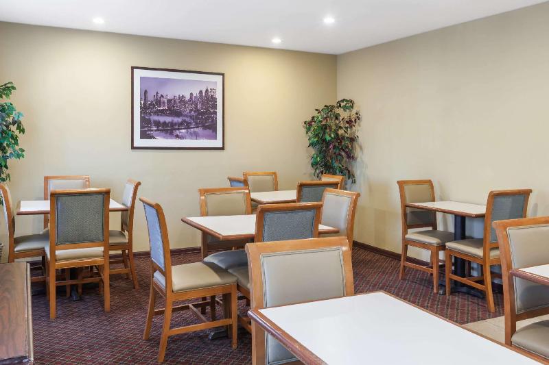 Travelodge Inn & Suites By Wyndham Albany