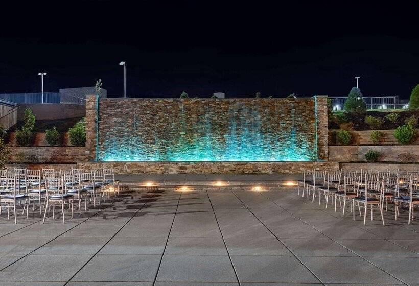 Wyndham Lancaster Resort And Convention Center