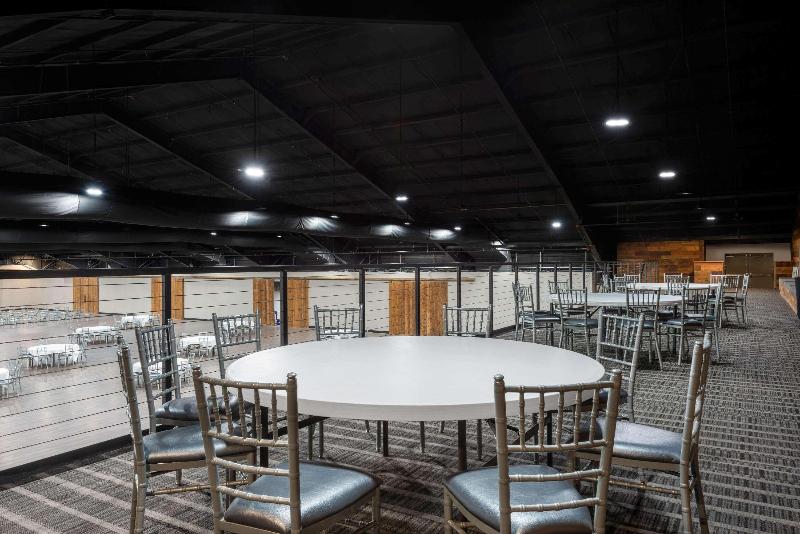 Wyndham Lancaster Resort And Convention Center