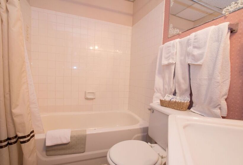 Biltmore Suites Hotel