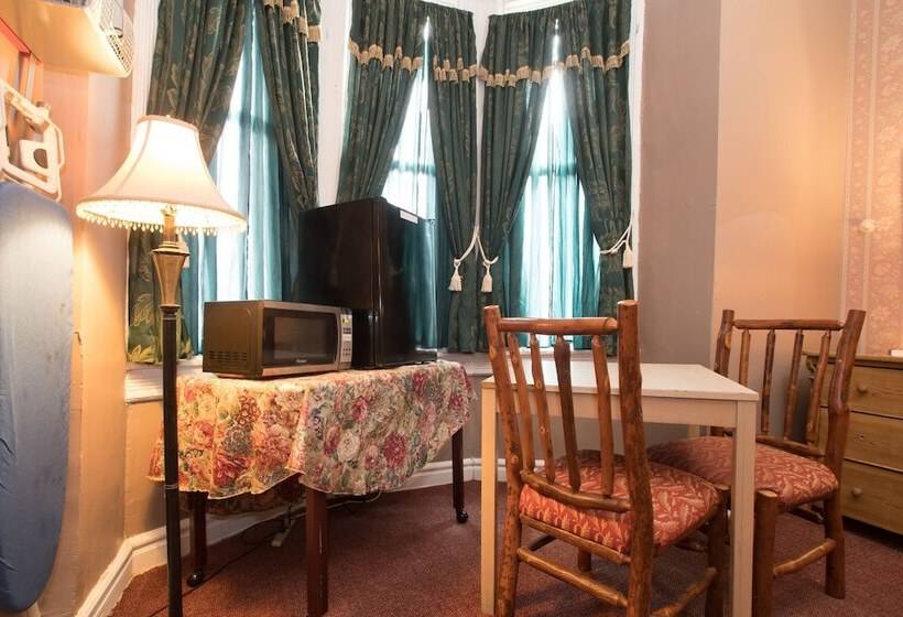 Biltmore Suites Hotel