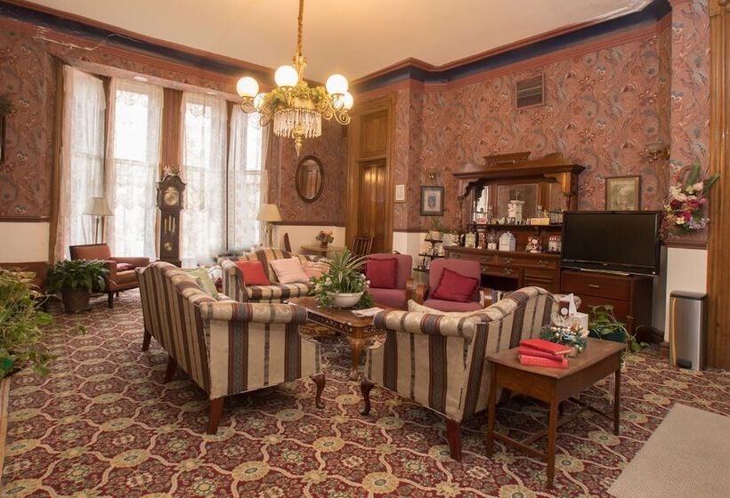 Biltmore Suites Hotel