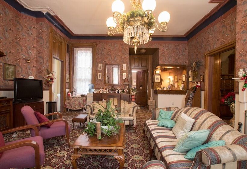 Biltmore Suites Hotel