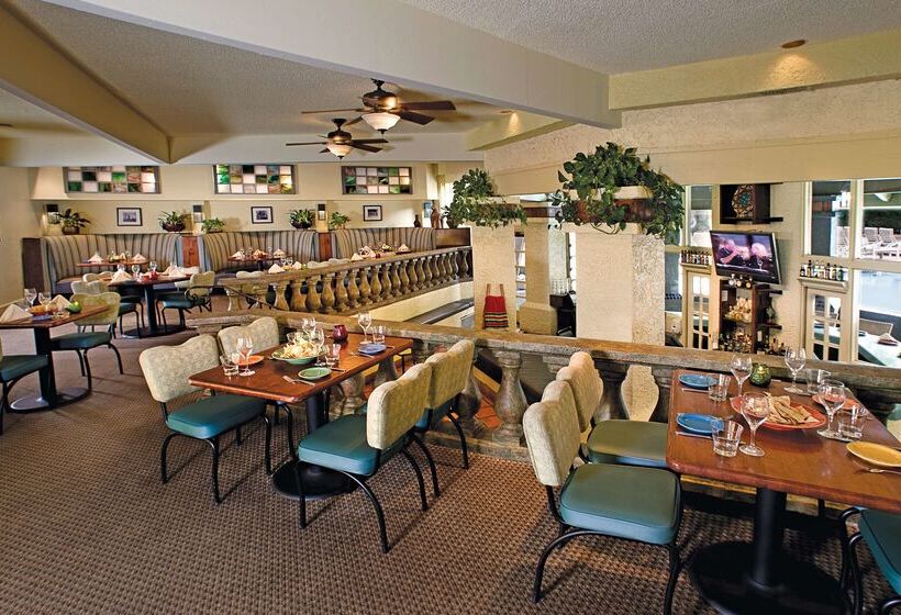 Hilton Phoenix Tapatio Cliffs Resort