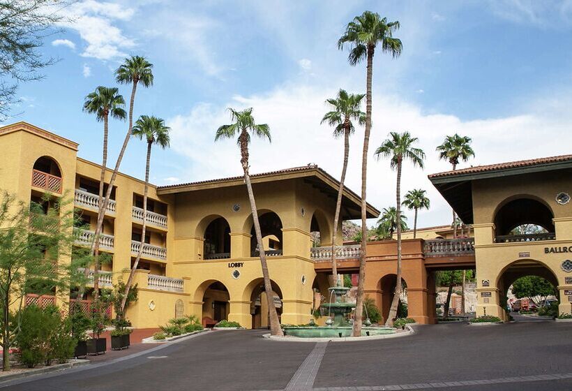 Hilton Phoenix Tapatio Cliffs Resort