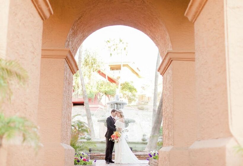 Hilton Phoenix Tapatio Cliffs Resort