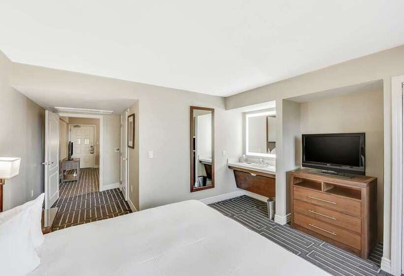 Hilton Phoenix Tapatio Cliffs Resort