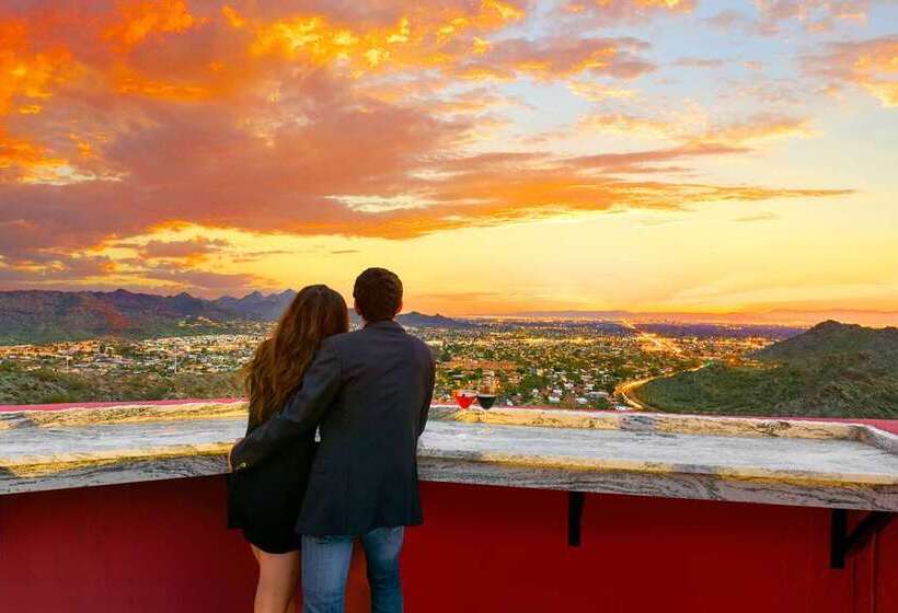 Hilton Phoenix Tapatio Cliffs Resort