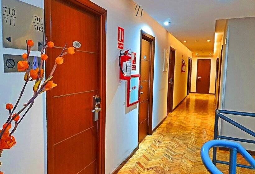 בית מלון כפרי America